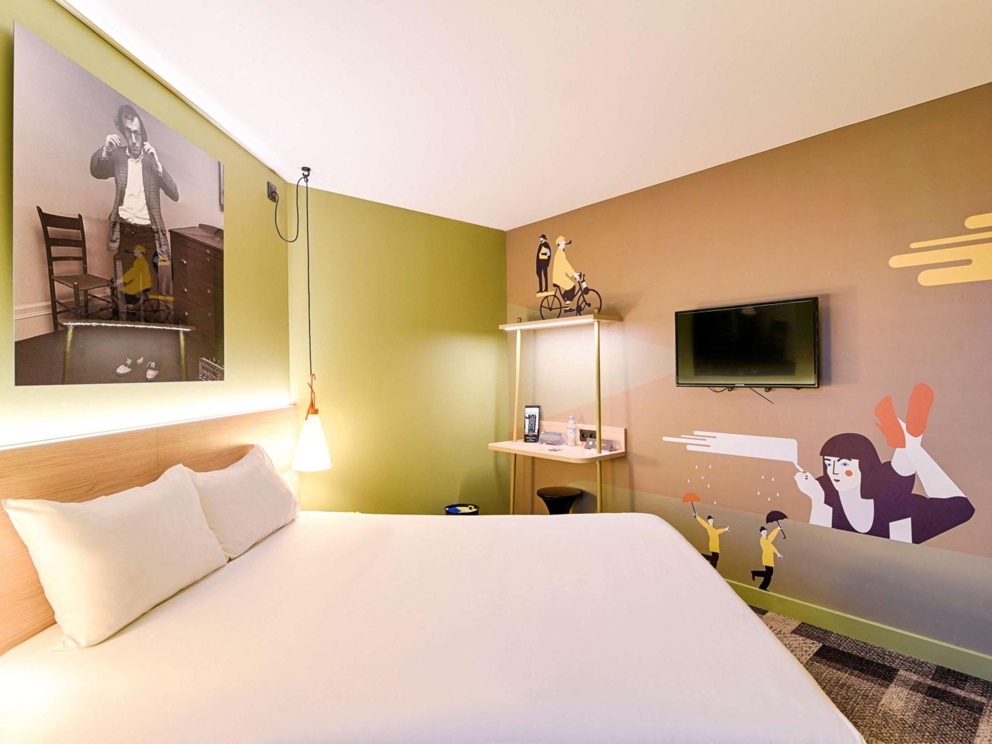 Hotel Ibis Styles Lyon Centre Confluence Exterior foto