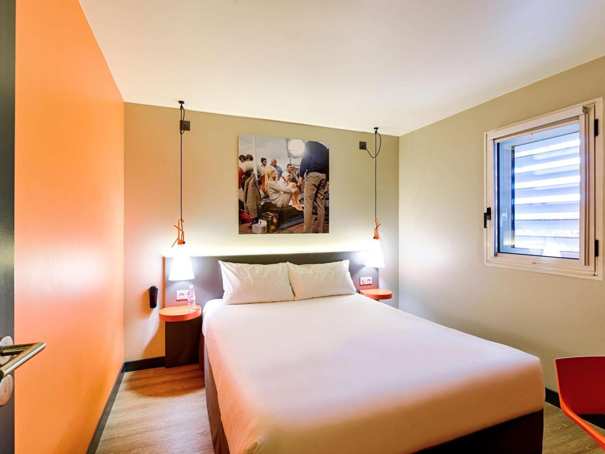 Hotel Ibis Styles Lyon Centre Confluence Exterior foto
